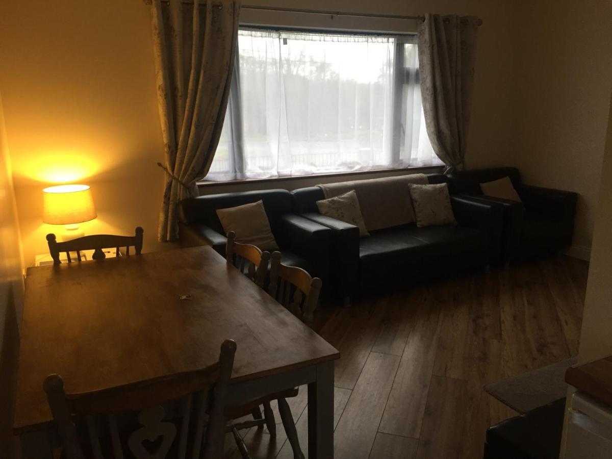 Kits Lodge Crover Cavan Exteriör bild