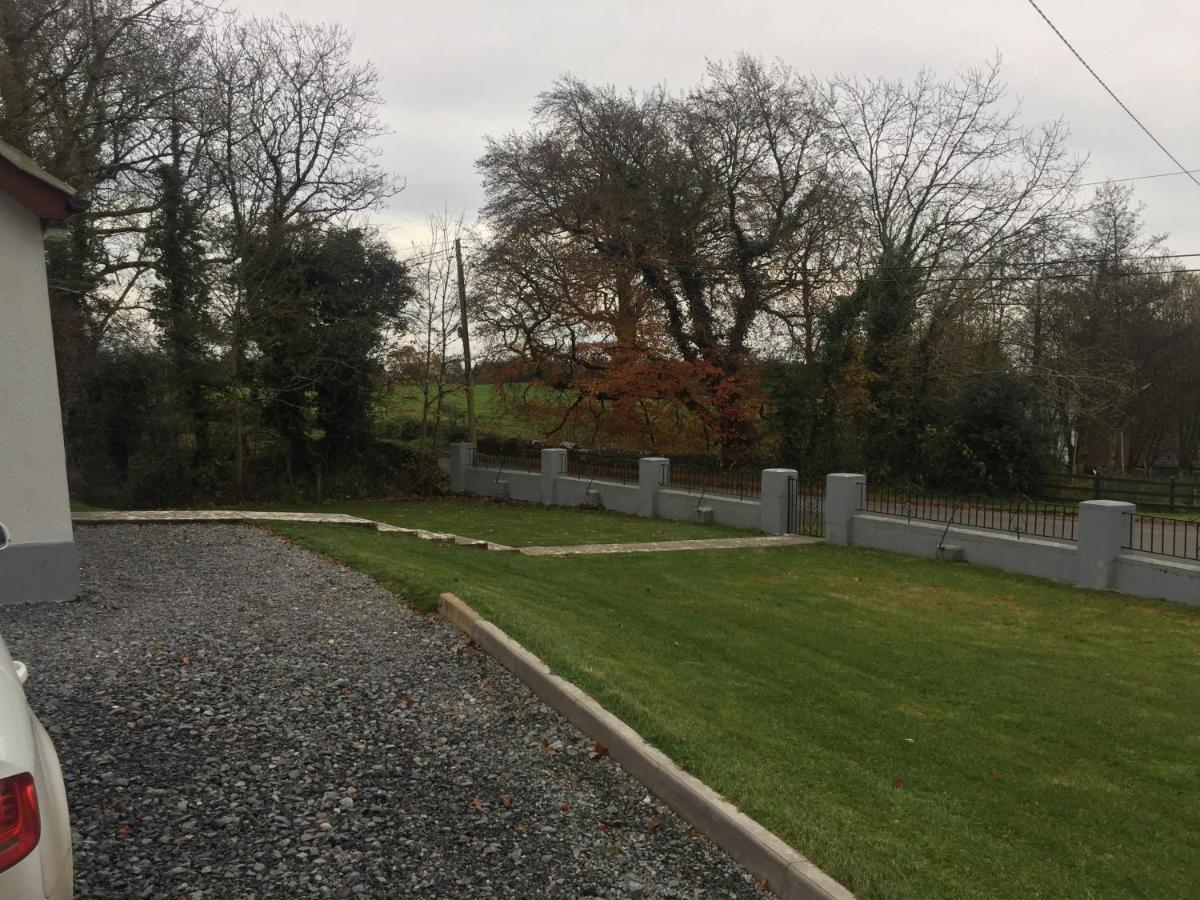 Kits Lodge Crover Cavan Exteriör bild